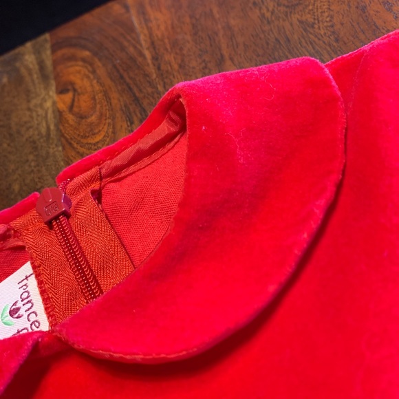 Beautiful Baby Girls Red Velvet Dress Size 24 Months - Picture 4 of 7